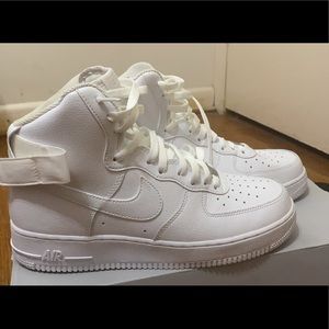 AF1